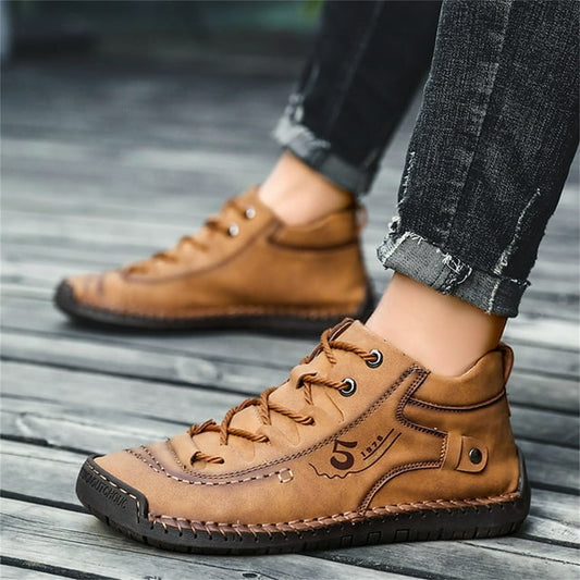 【Short in Size! Clearance Sale!】Fashion Men's Leather Casual Shoes