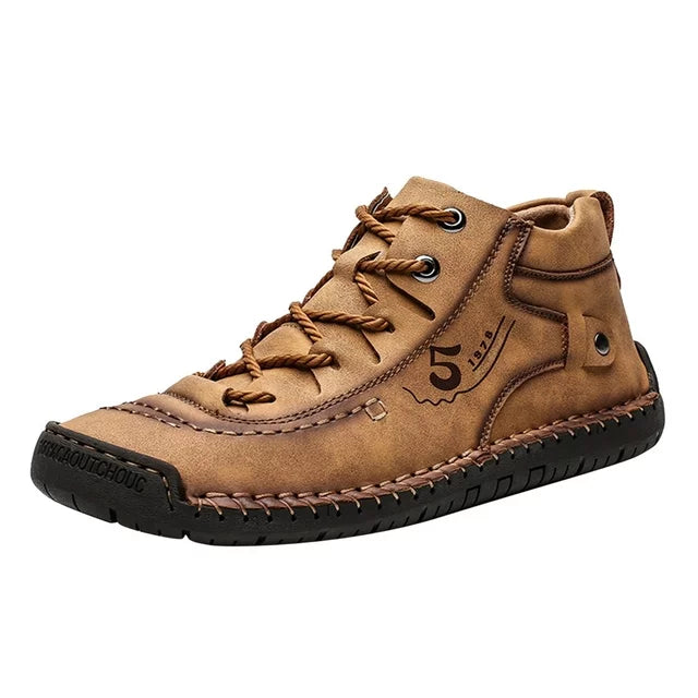 【Short in Size! Clearance Sale!】Fashion Men's Leather Casual Shoes
